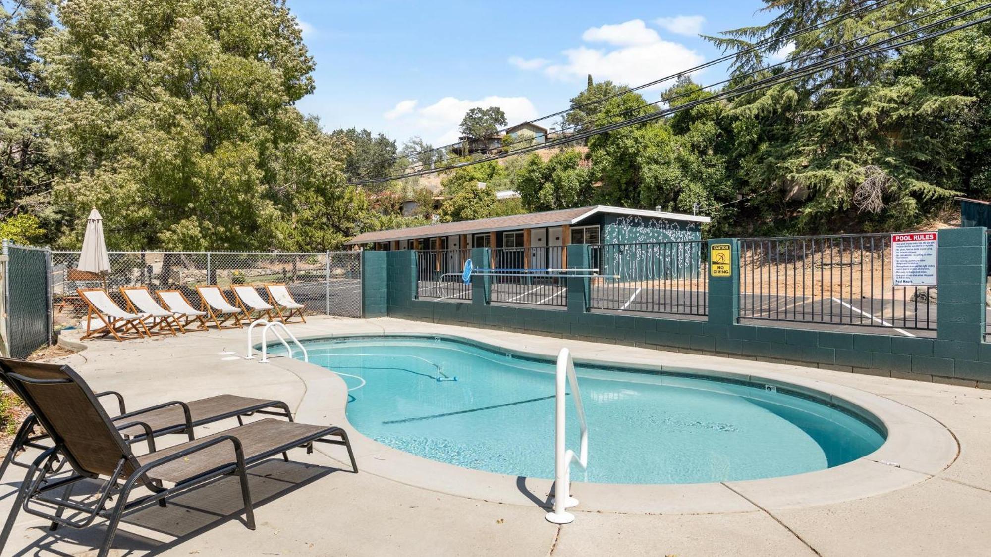 ת'רי ריברס The Tokopah Sequoia Motel Rm 1 מראה חיצוני תמונה