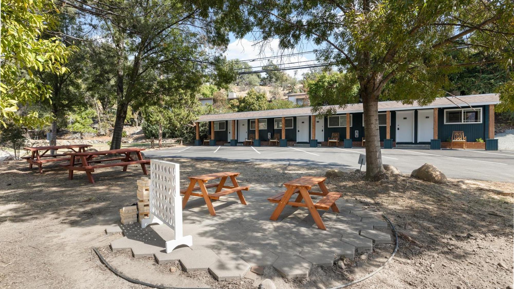 ת'רי ריברס The Tokopah Sequoia Motel Rm 1 מראה חיצוני תמונה